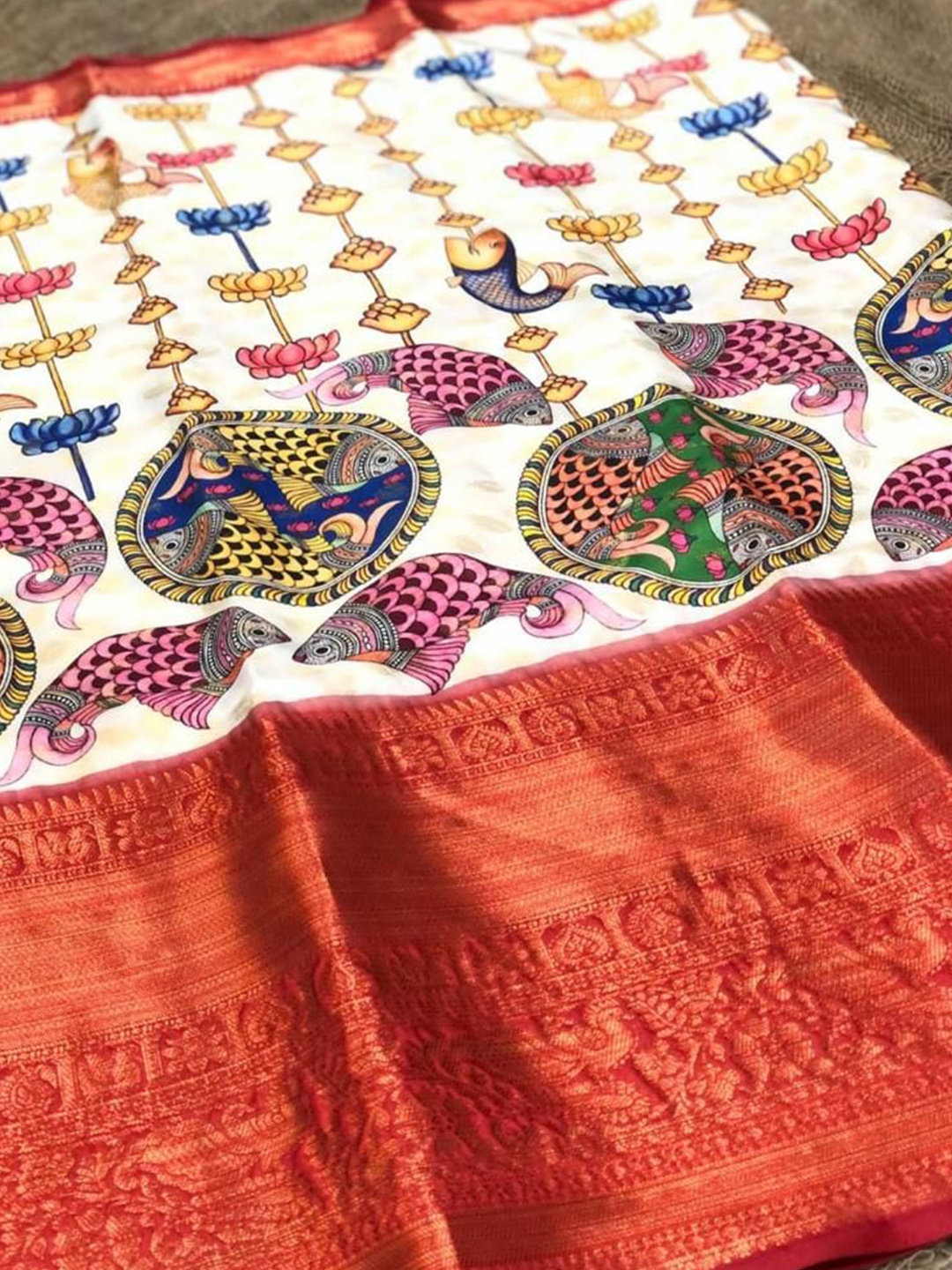 

ZIBLON Kalamkari Zari Kanjeevaram Saree, White