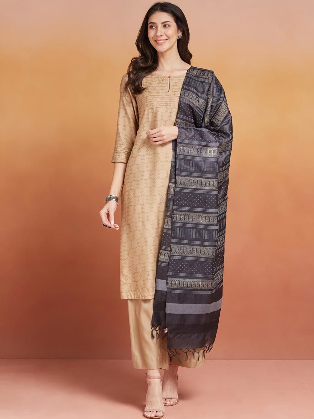 

Fabindia Ethnic Motifs Printed Tasselled Dupatta, Black