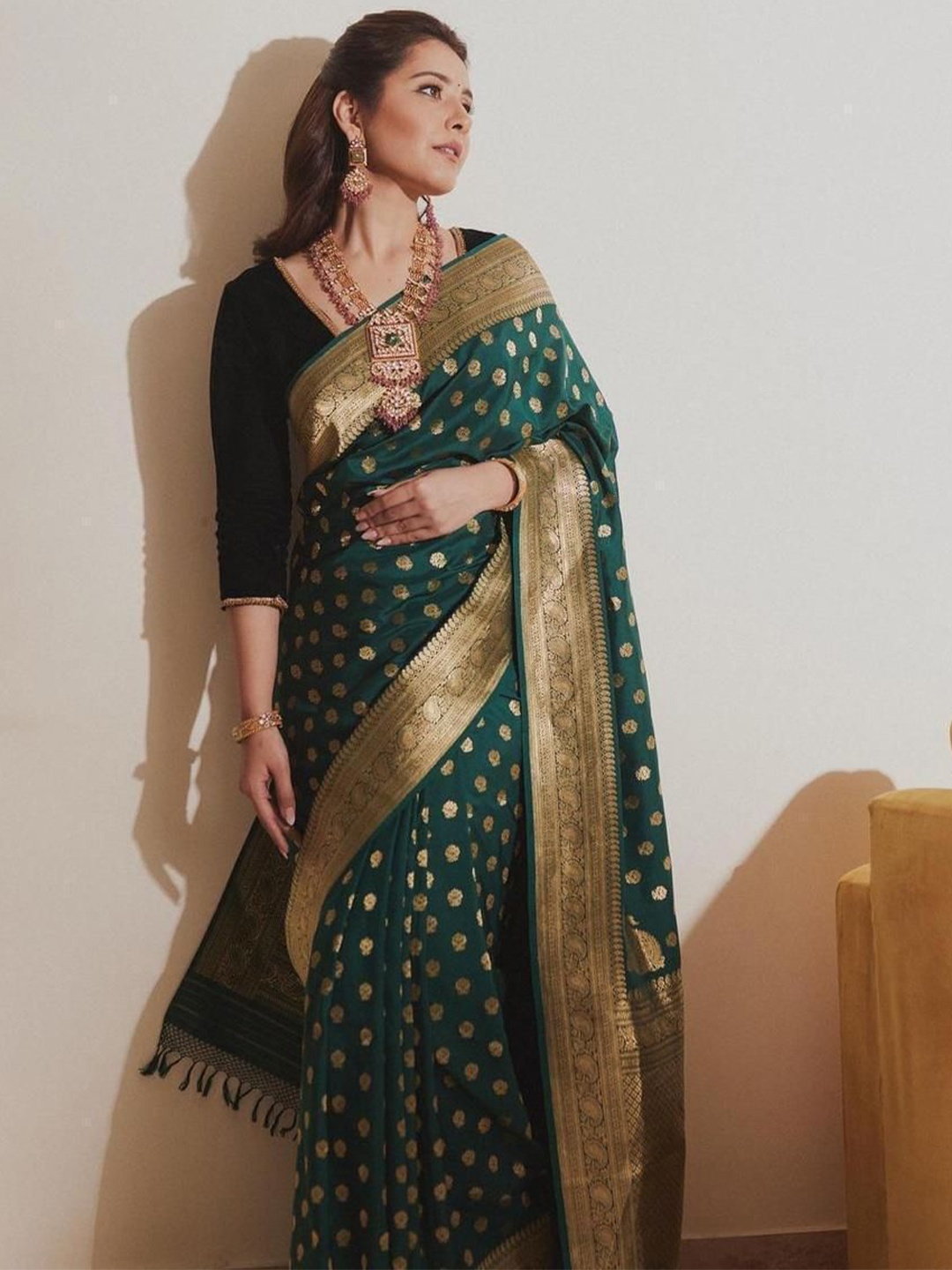 

Upalksh Woven Design Zari Pure Cotton Kanjeevaram Saree, Green