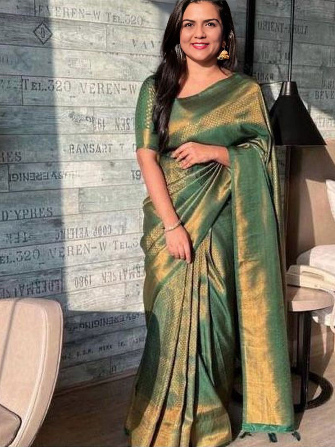 

Upalksh Woven Design Zari Pure Silk Banarasi Saree, Green