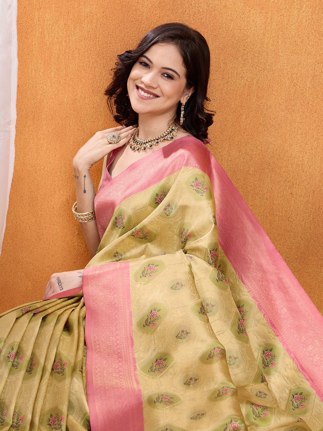 

Mitera Woven Design Pure Silk Banarasi Saree, Olive