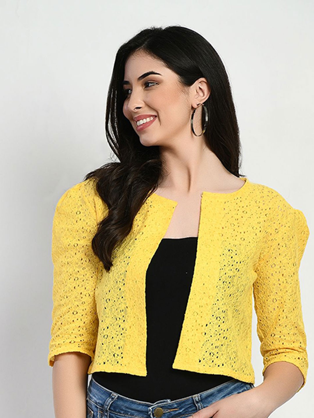 

RAYWARE Women Printed Crop Shrug, Yellow