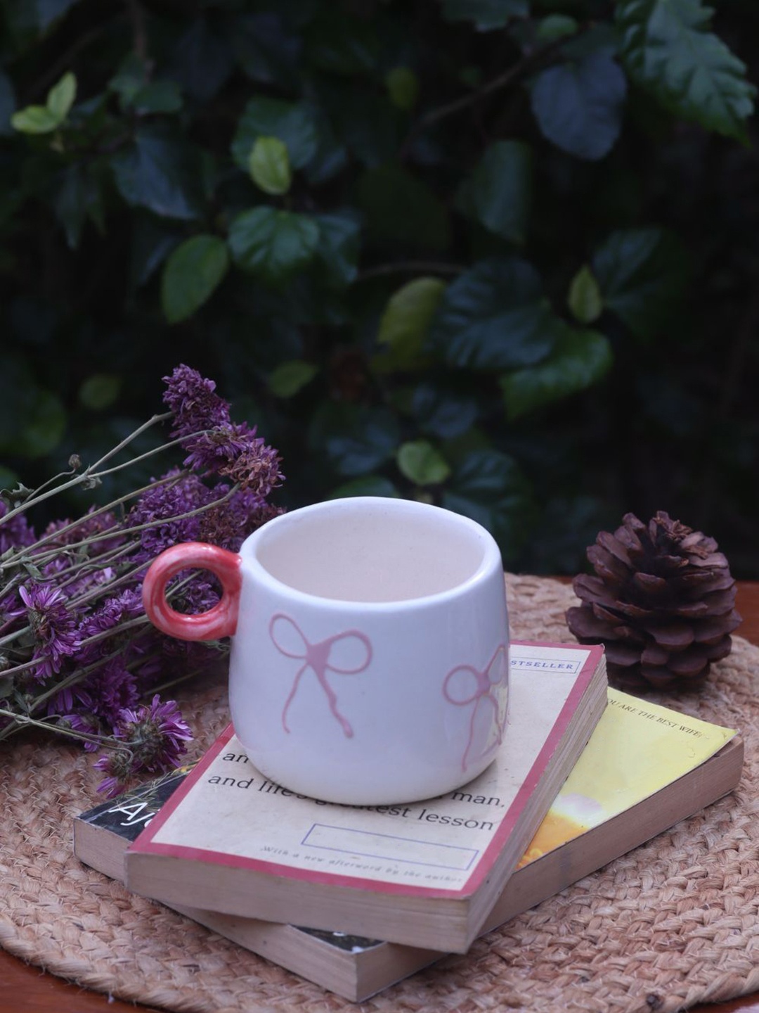 

WEAVING HOMES White & Pink Floral Printed Ceramic Glossy Mugs Set of Cups and Mugs 300ml