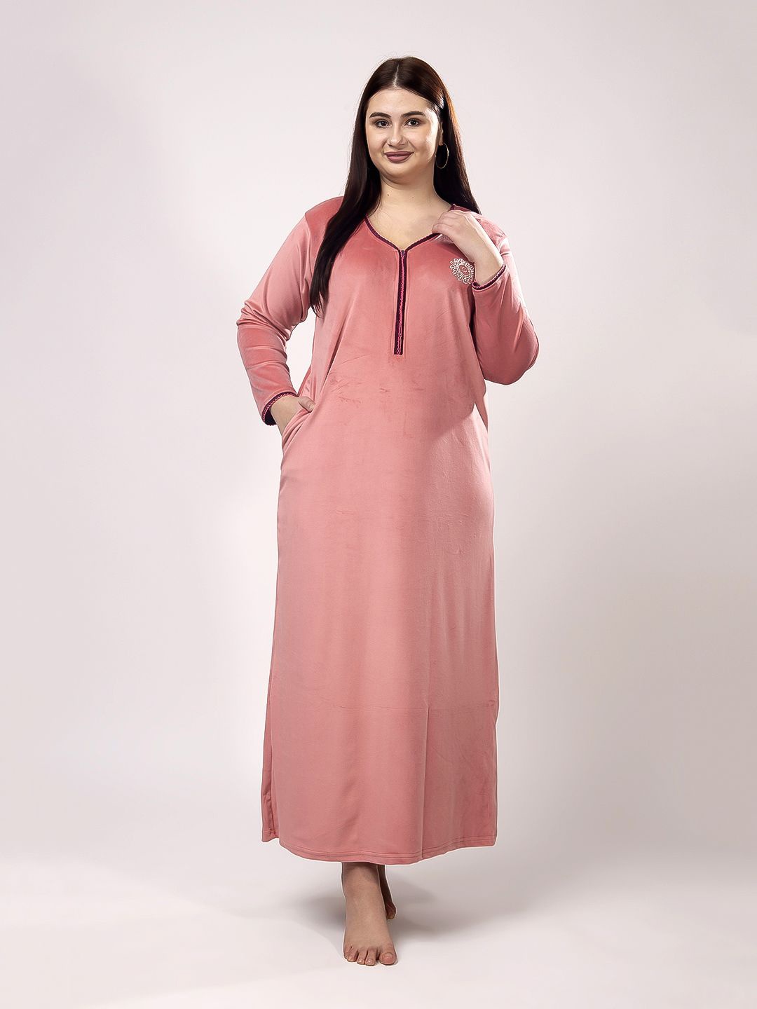 

CHUI MUI Women Velvet Maxi Nightdress, Pink