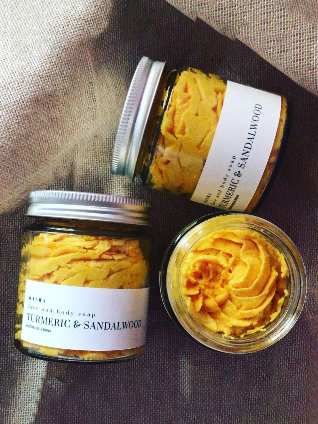 

KAURA Turmeric & Sandalwood Whipped Soap - 120 g, Yellow
