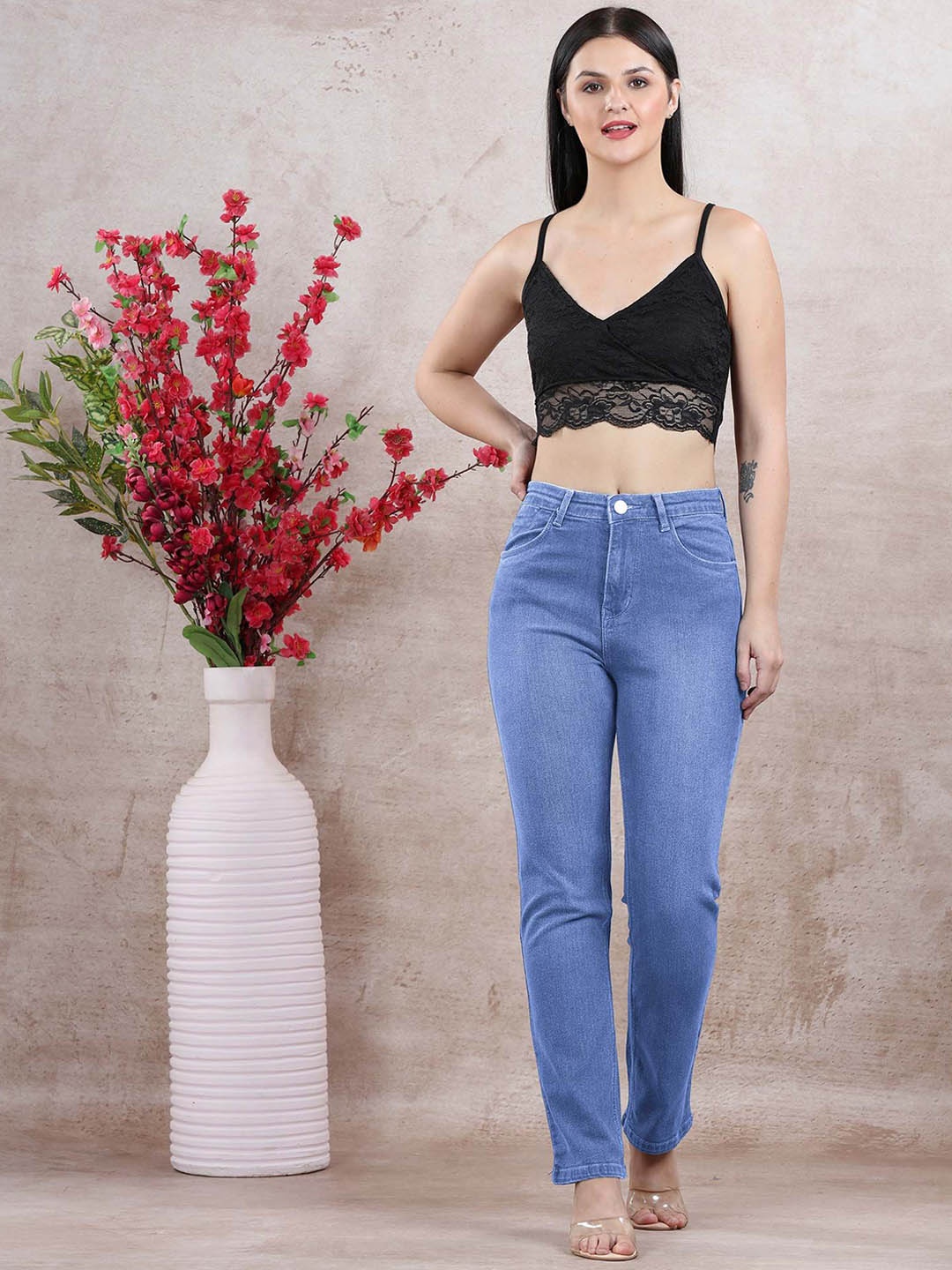 

FREYAA Women Skinny Fit Slash Knee Jeans, Blue