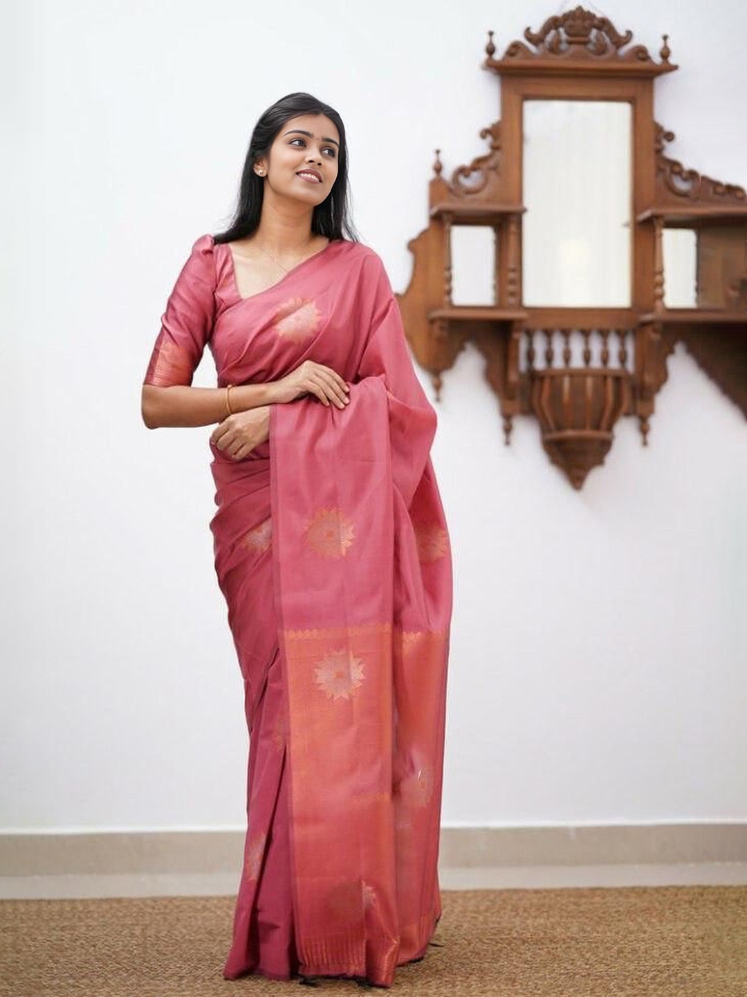 

Upalksh Ethnic Motifs Zari Banarasi Saree, Pink