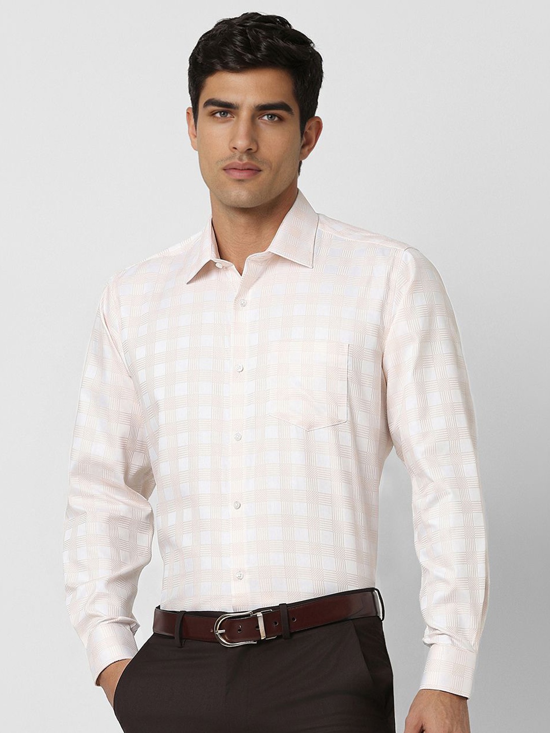 

Van Heusen Men Spread Collar Checked Cotton Formal Shirt, White