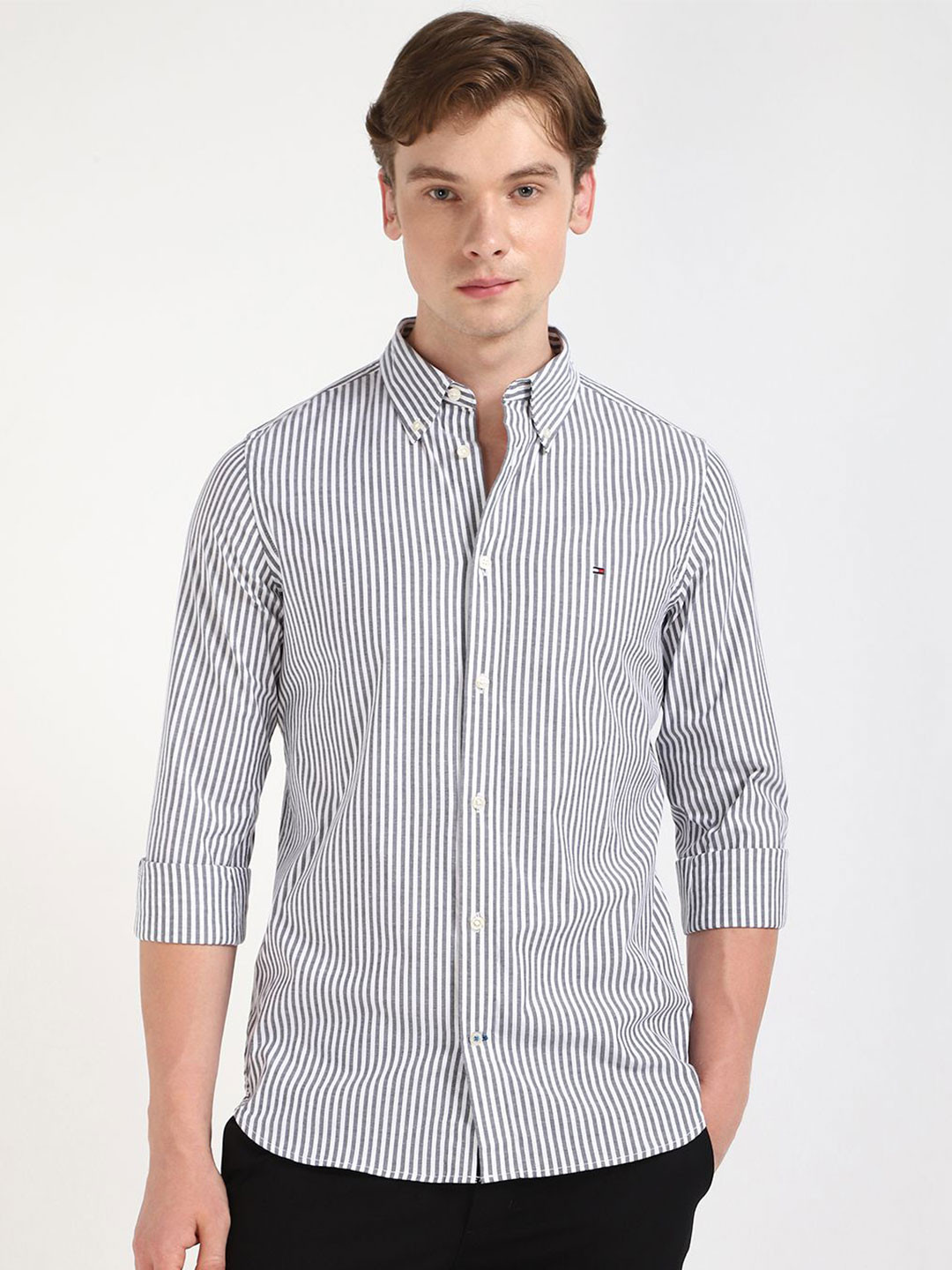 

Tommy Hilfiger Men Slim Fit Button-Down Collar Vertical Striped Cotton Casual Shirt, White