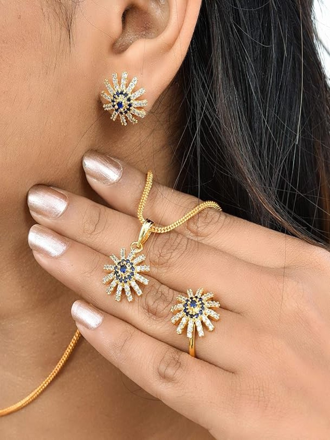 

Kezlin Gold-Plated American Diamond-Studded Jewellery Set