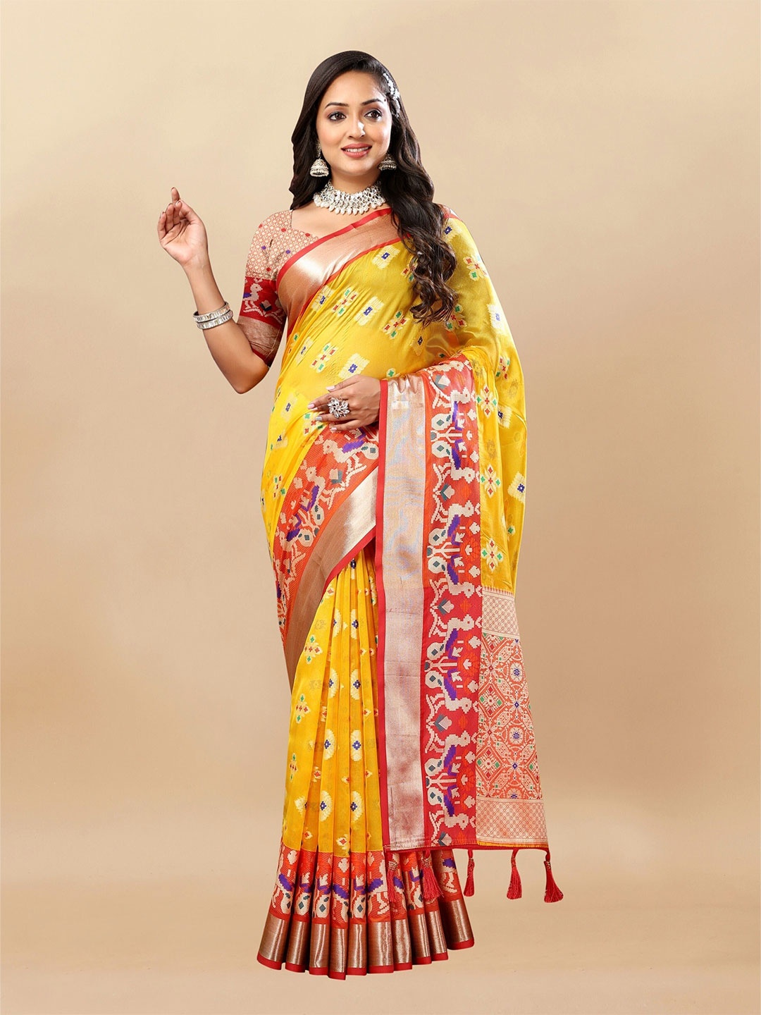 

Upalksh Ethnic Motif Woven Design Zari Paithani Saree, Yellow