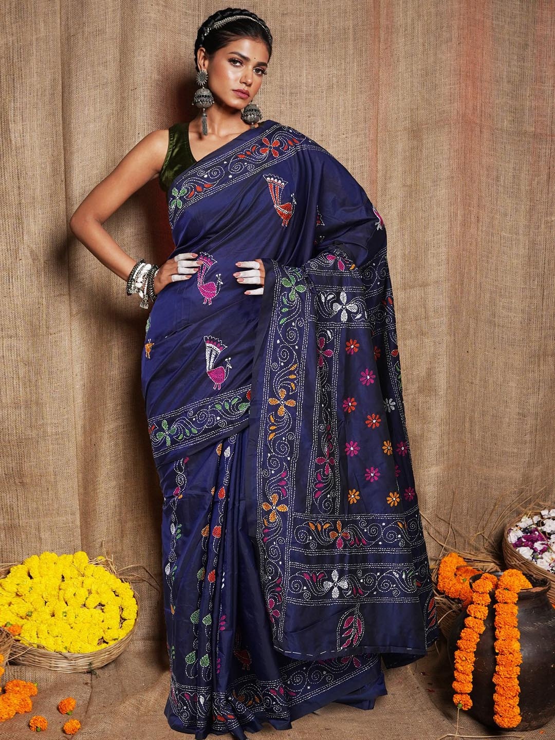 

Unnati Silks Ethnic Motifs Kantha Work Art Silk Handloom Saree, Navy blue