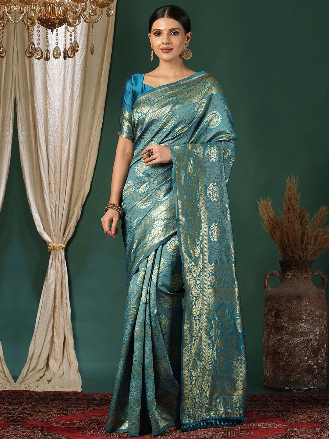 

KALINI Ethnic Motifs Woven Design Zari Banarasi Saree, Blue