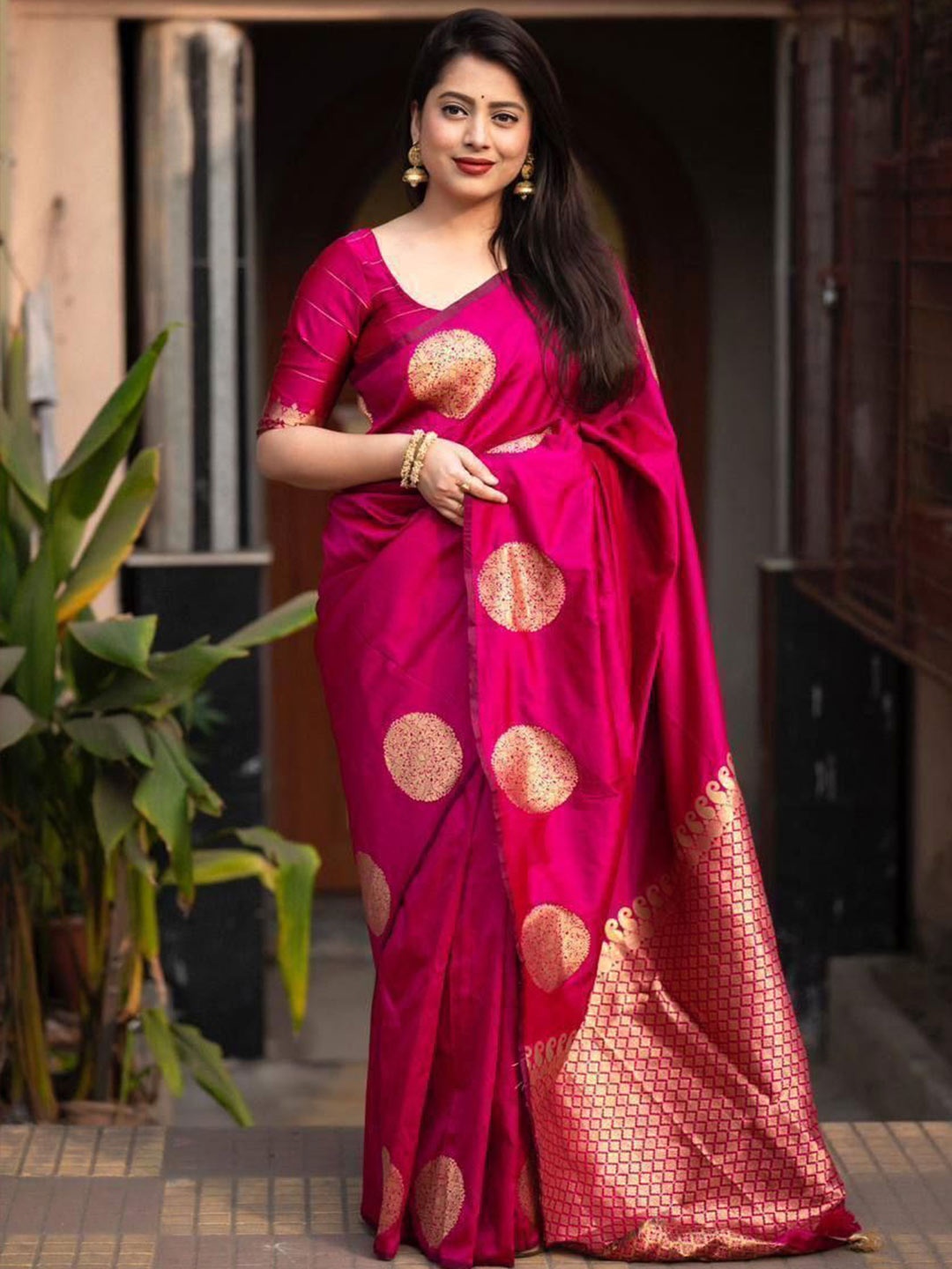

Upalksh Ethnic Motifs Woven Design Pure Cotton Kanjeevaram Saree, Pink