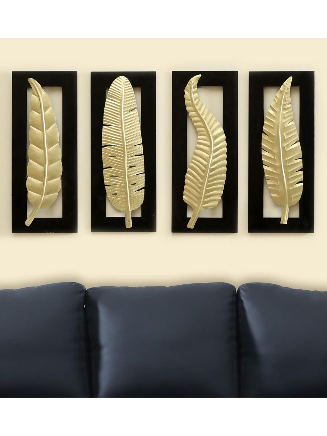 

vedas Mystic Indiana 4 Pcs Black Textured Metal Vantara Leaf Wall Decor, Gold