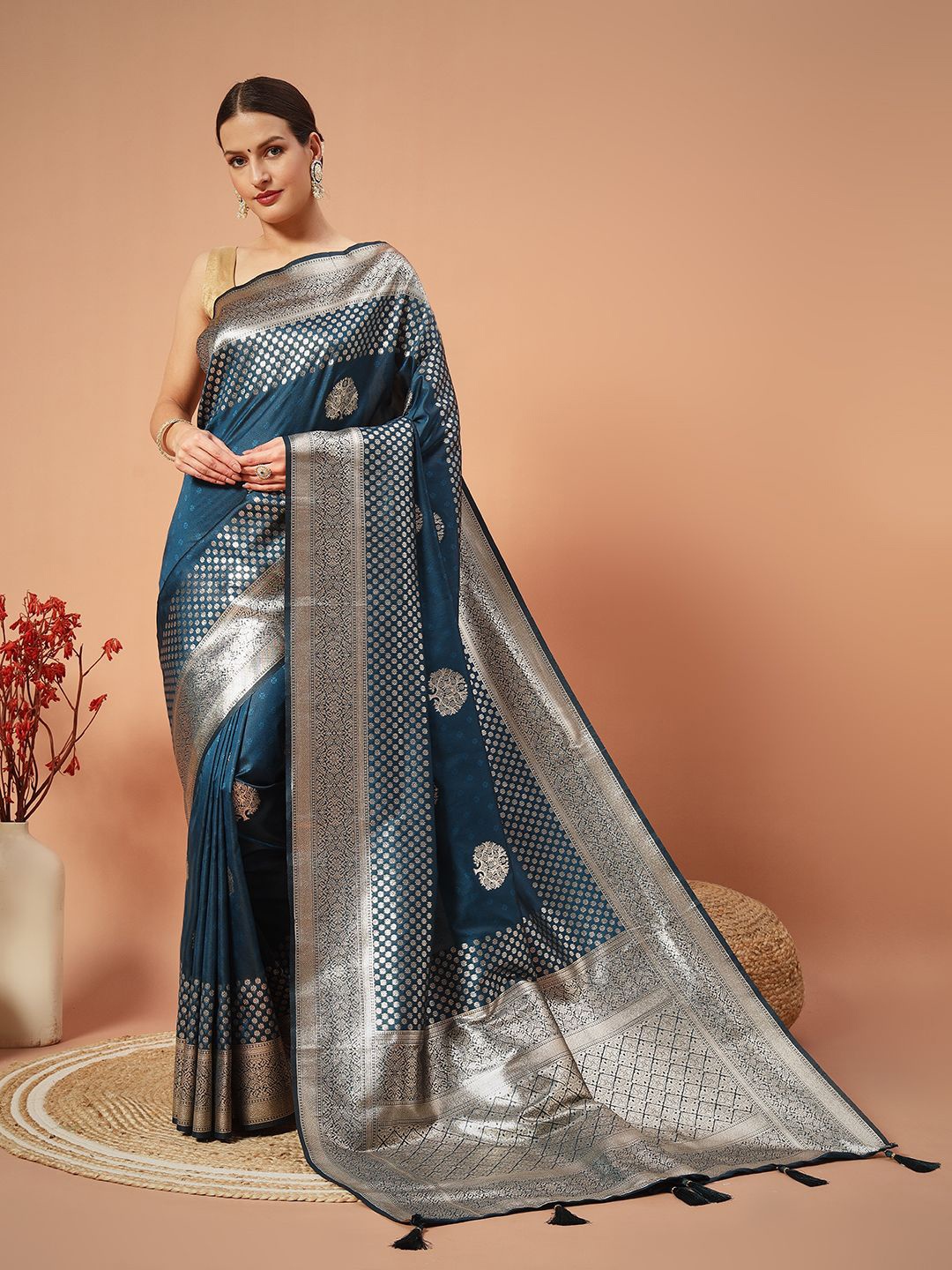 

SWAMI STUDIO Ethnic Motifs Zari Pure Silk Banarasi Saree, Navy blue