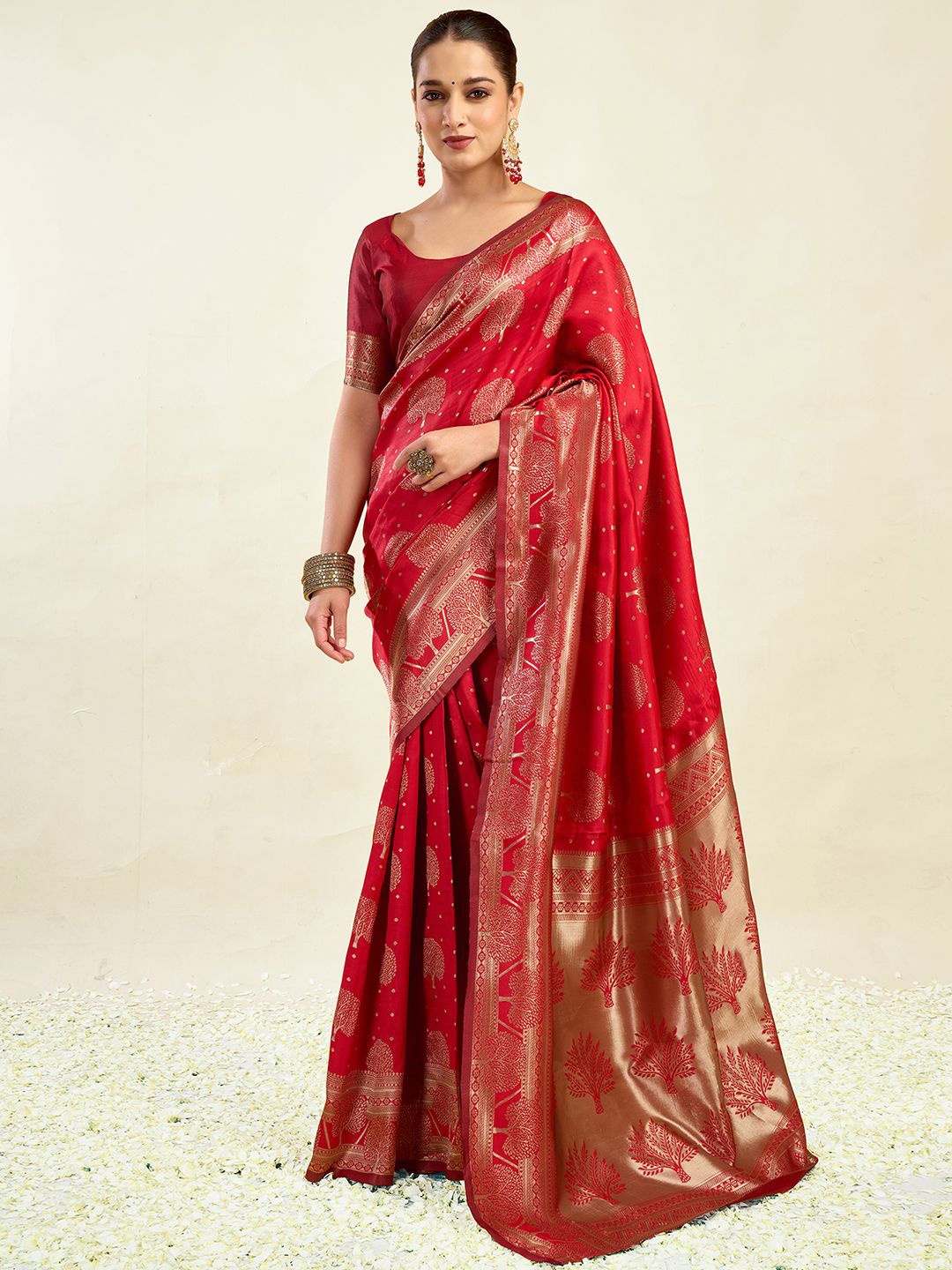 

KALINI Woven Design Zari Banarasi Saree, Red