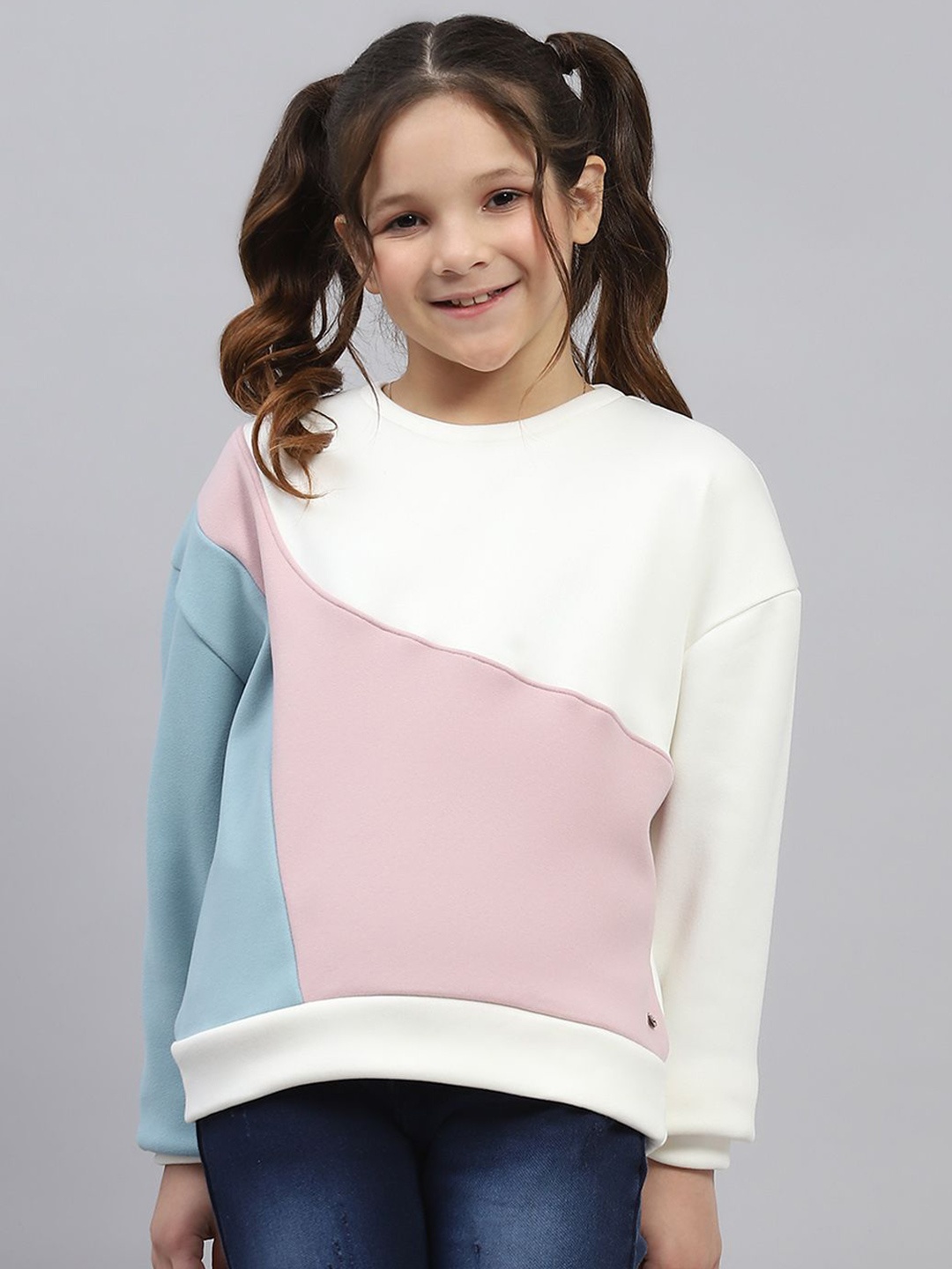 

Monte Carlo Girls Sweatshirt, Multi