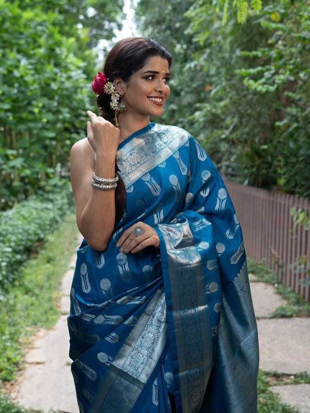 

Upalksh Woven Design Zari Pure Silk Tussar Saree, Blue