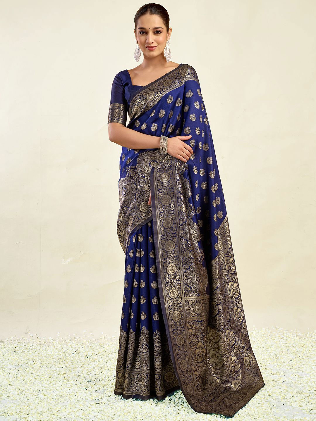 

KALINI Woven Design Zari Banarasi Saree, Navy blue