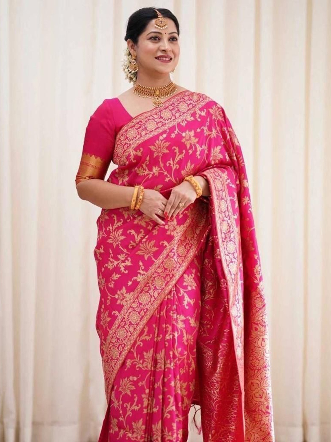 

Upalksh Woven Design Zari Silk Cotton Kanjeevaram Saree, Pink