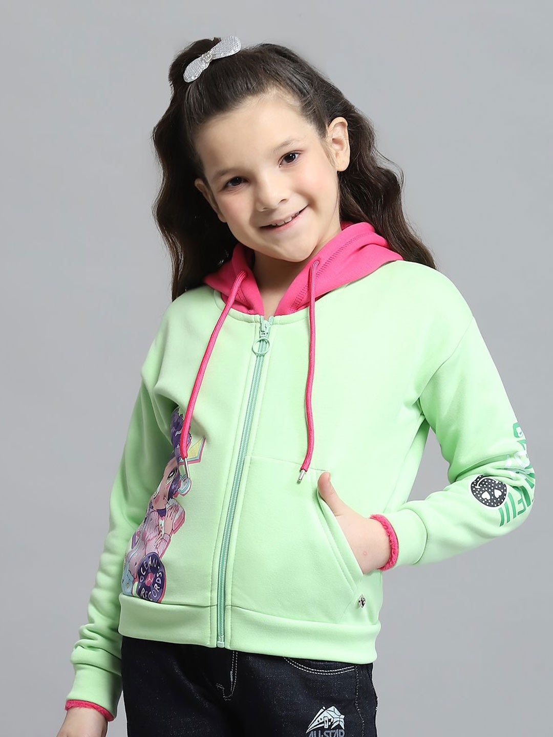 

Monte Carlo Girls Printed Hooded Sweatshirt, Green