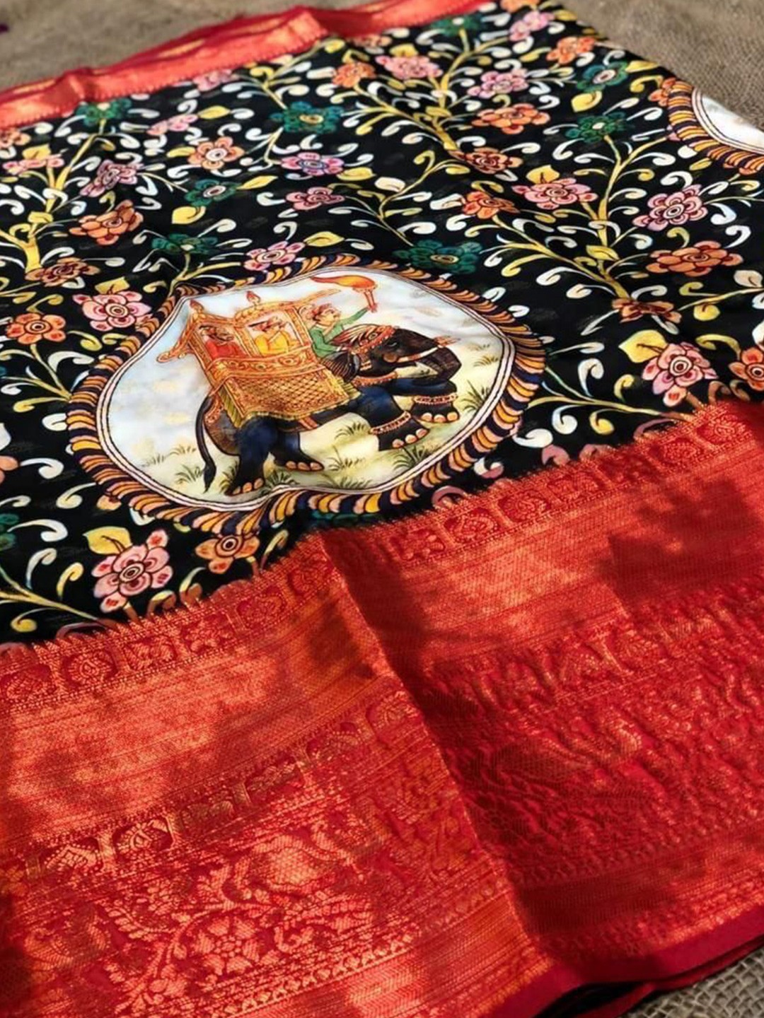 

ZIBLON Kalamkari Zari Kanjeevaram Saree, Black