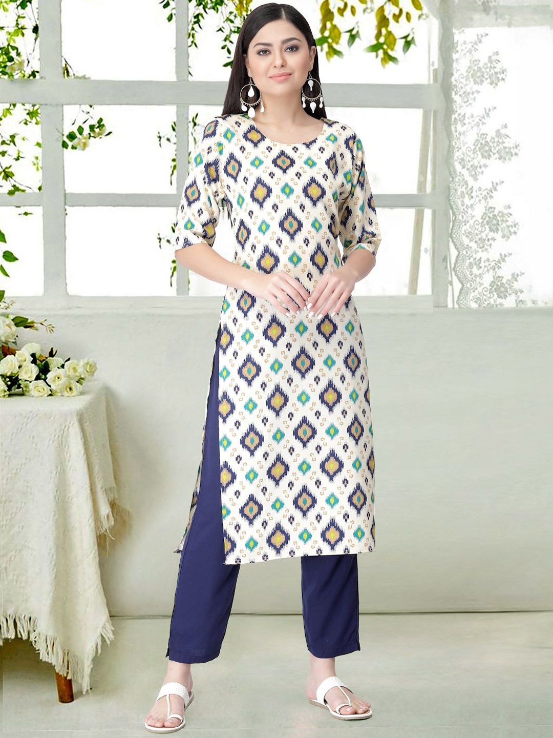 

7Threads Women Ethnic Motifs Printed Regular Kurta with Trousers, White