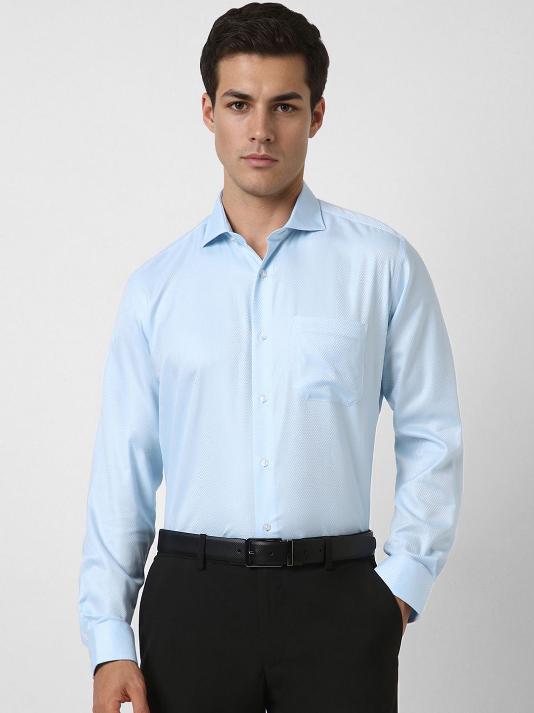 

Van Heusen Men Spread Collar Textured Cotton Formal Shirt, Blue