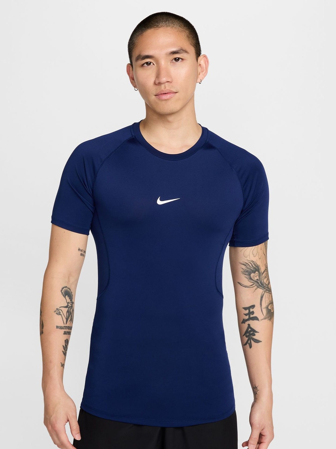 

Nike Men Dri-FIT Round Neck Slim Fit Tight Fitness Sport T-shirt, Navy blue