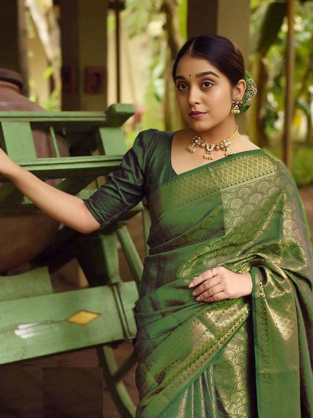 

Upalksh Woven Design Kanjeevaram Saree, Green