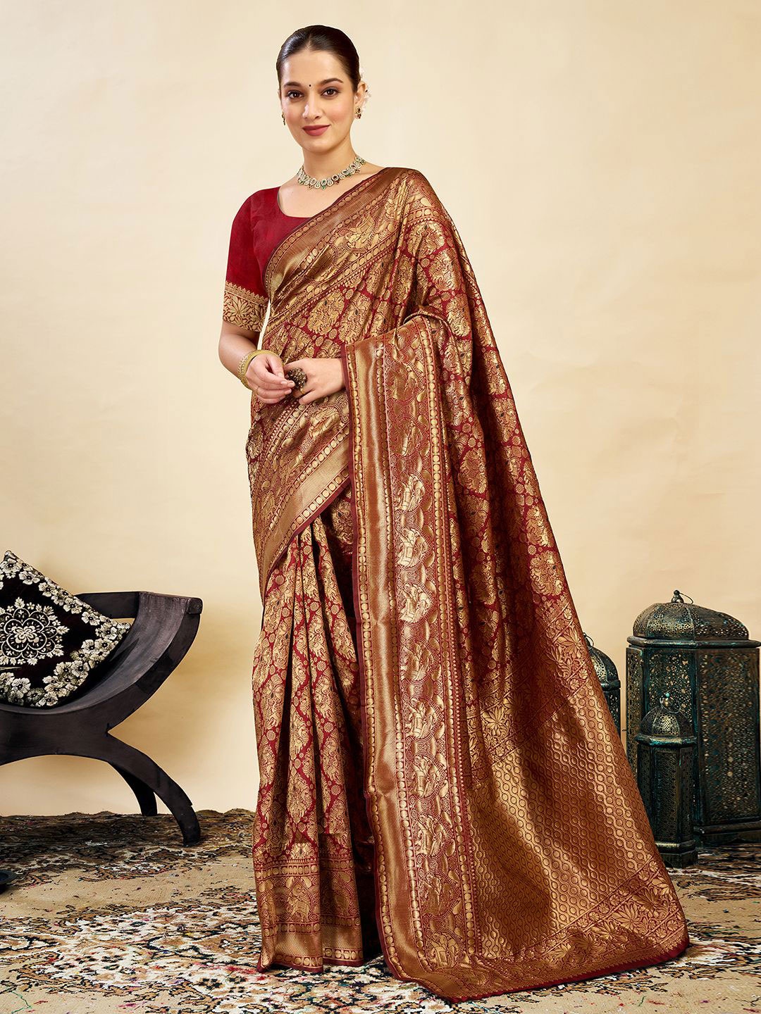 

KALINI Woven Design Zari Banarasi Saree, Maroon