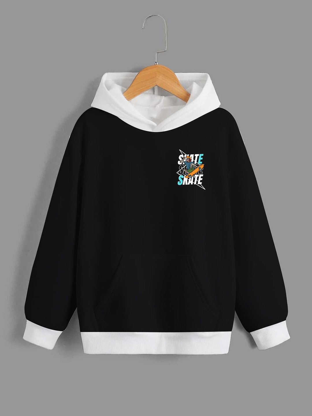 

Dagcros Boys Printed Hooded Sweatshirt, Black