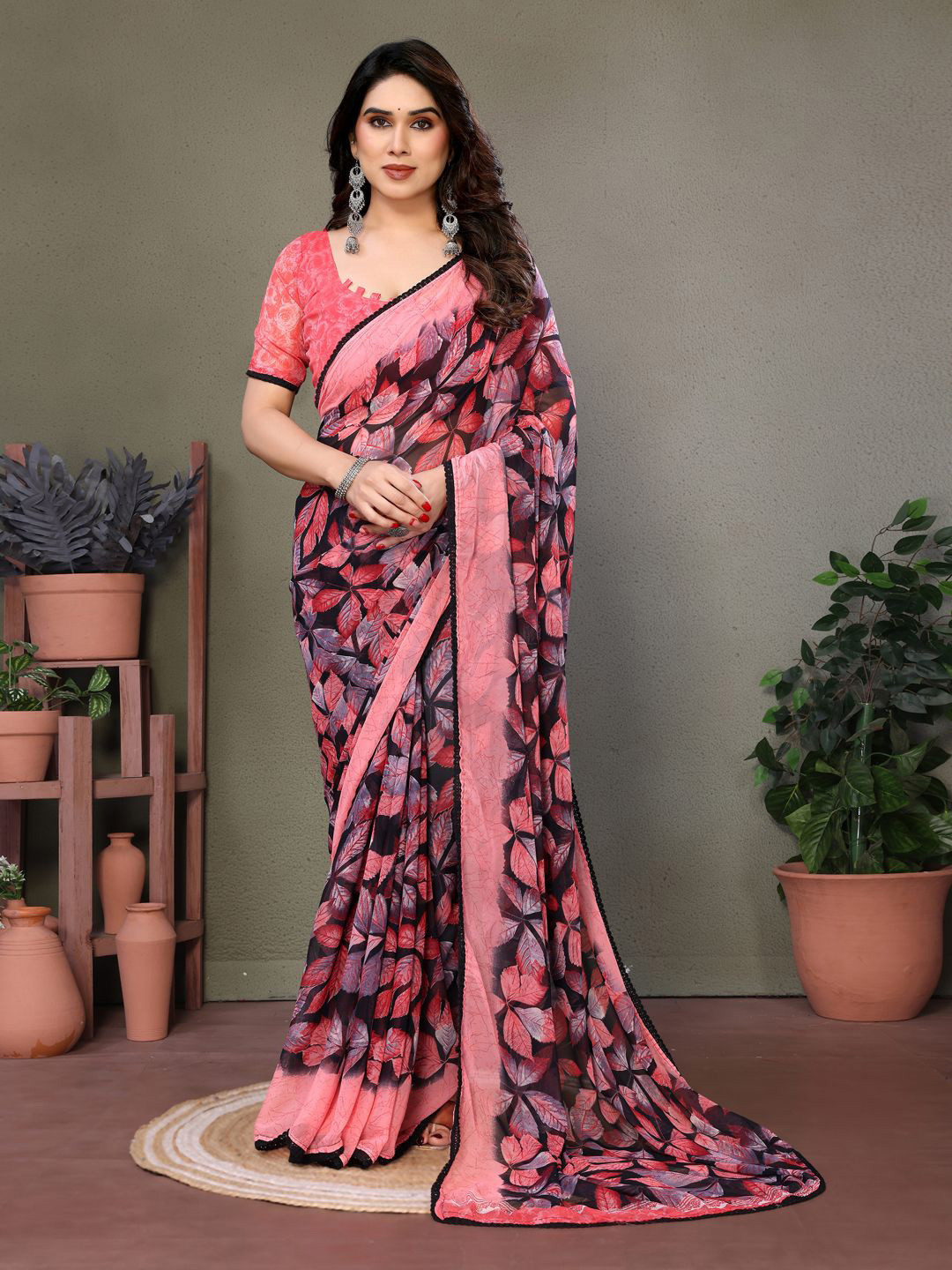 

WINKLECART Floral Pure Georgette Block Print Saree, Red