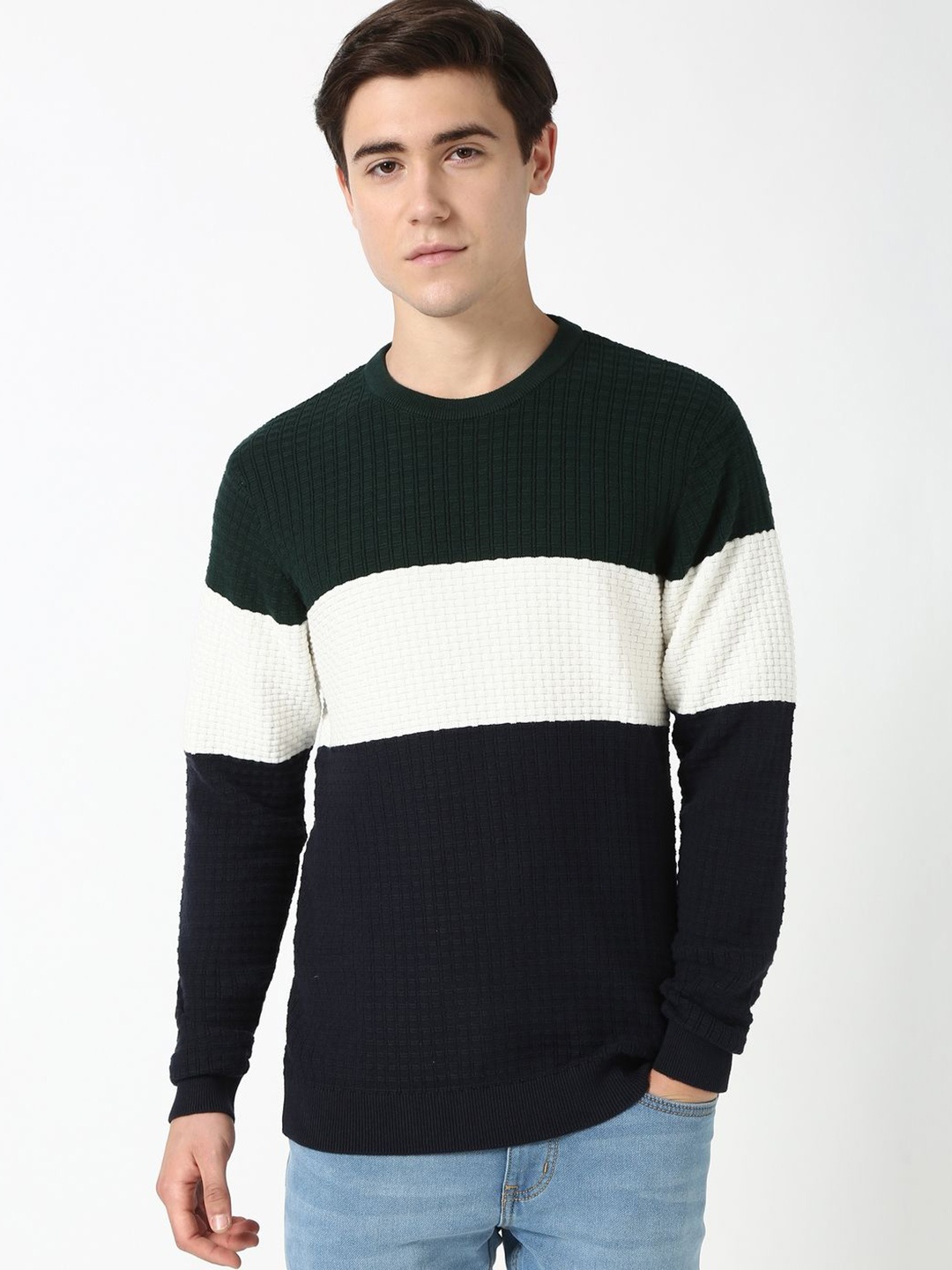 

Peter England Casuals Men Colourblocked Cotton Pullover Sweater, Navy blue