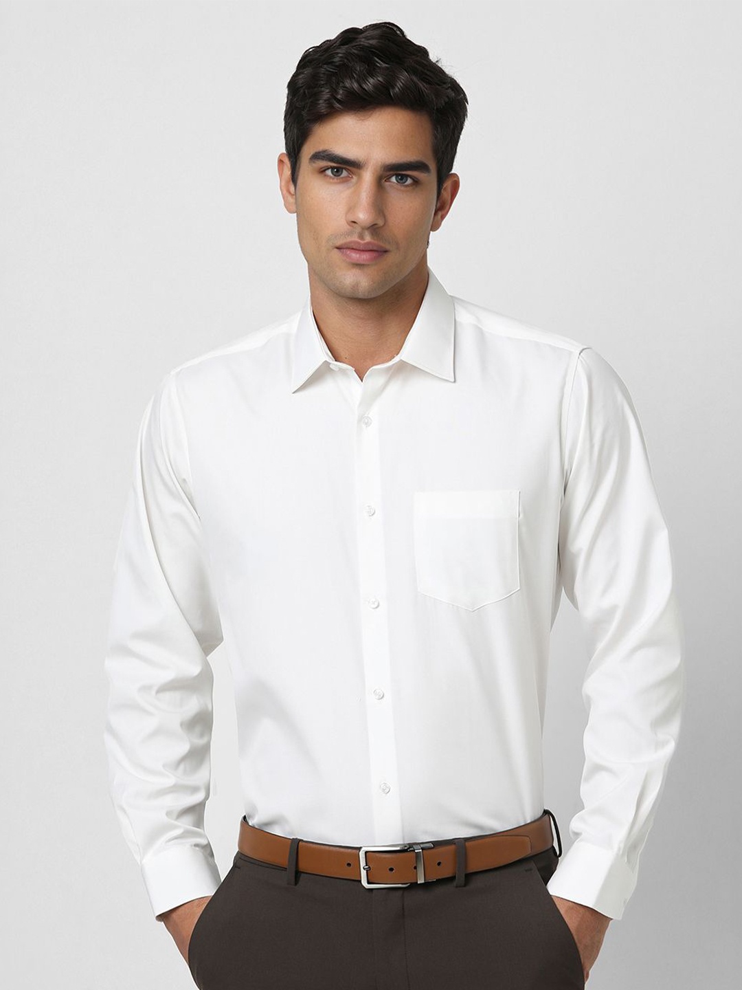 

Van Heusen Men Spread Collar Solid Cotton Formal Shirt, White