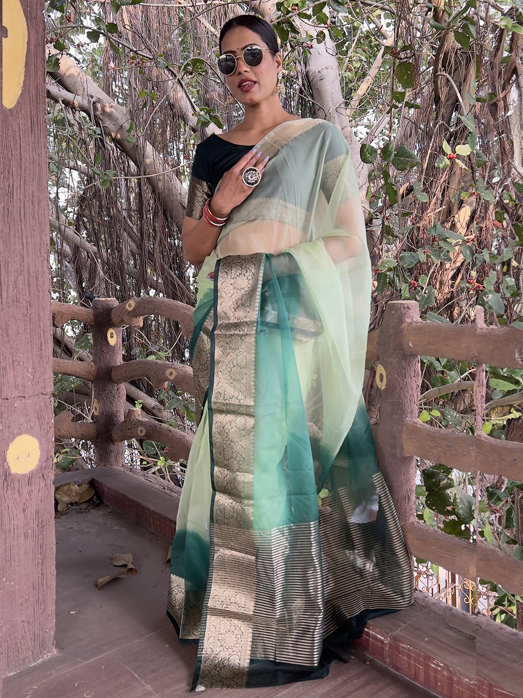 

Upalksh Ombre Dyed Zari Kota Saree, Green