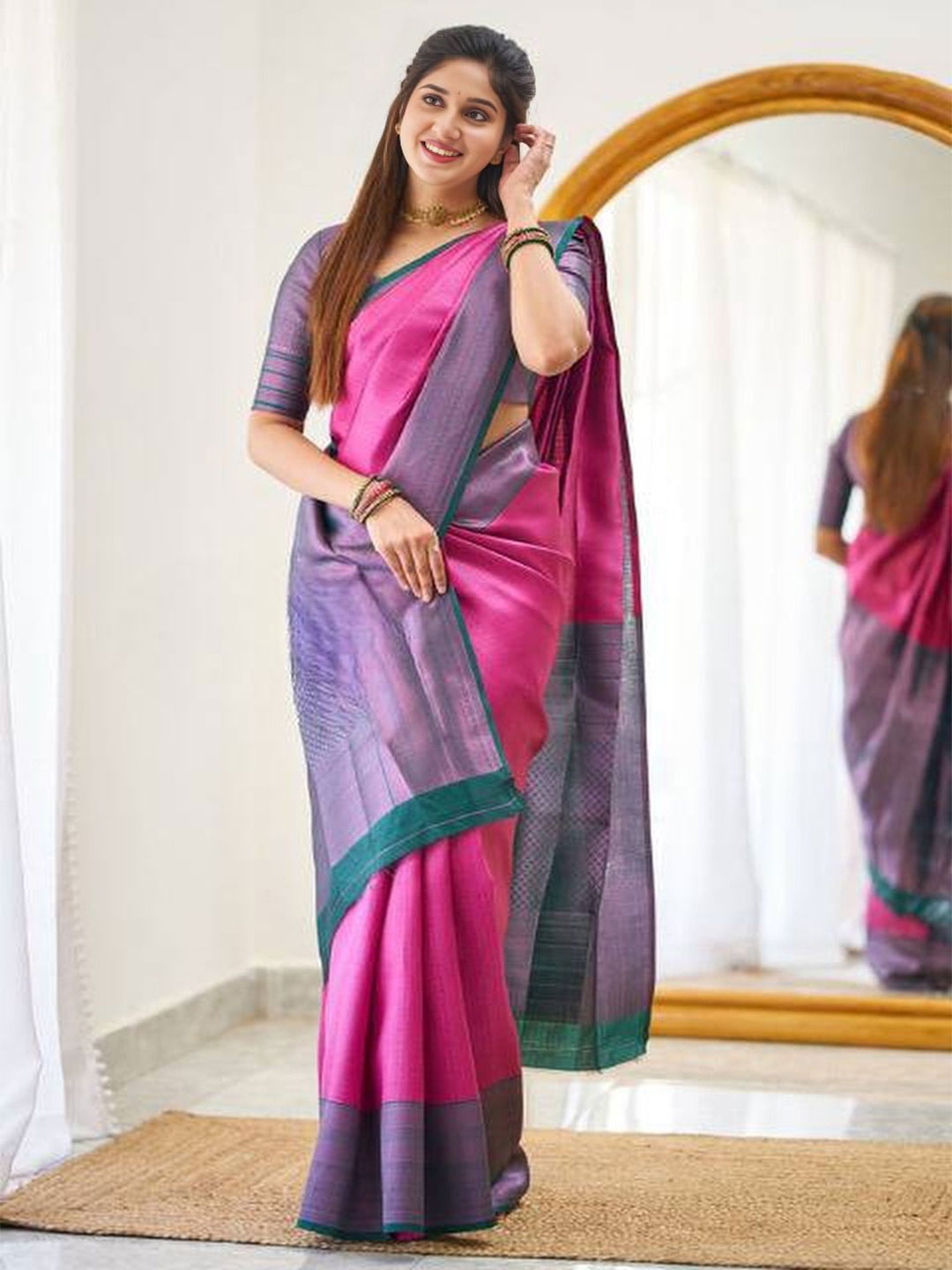 

Upalksh Woven Design Banarasi Saree, Pink