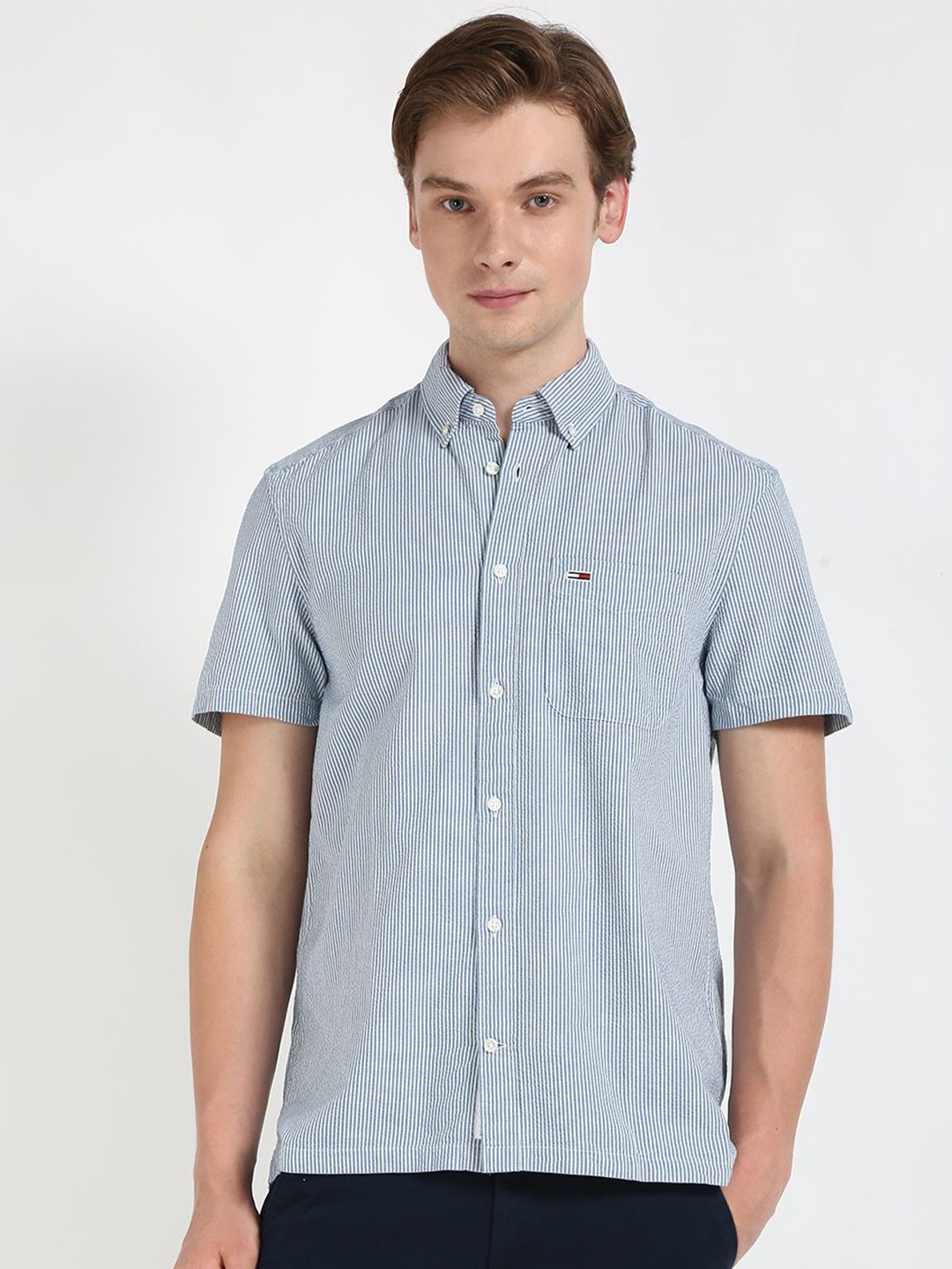 

Tommy Hilfiger Men Button-Down Collar Vertical Striped Cotton Casual Shirt, Blue