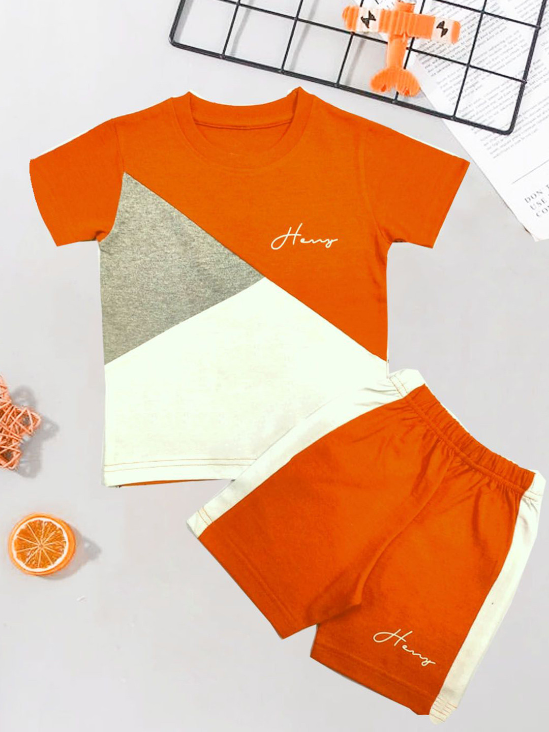 

BILLYBALL Kids Colourblocked Pure Cotton T-Shirt With Shorts, Orange