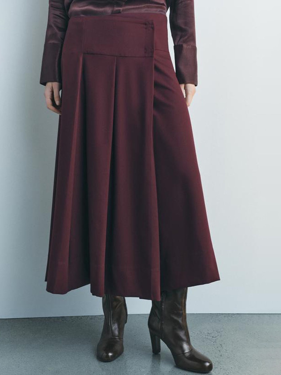 

LULU & SKY Pleat A-Line Midi Skirt, Burgundy