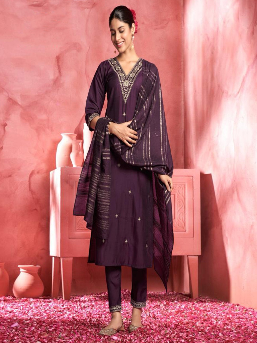 

Lookmark Floral Embroidered Straight Kurta With Trousers And Dupatta, Violet