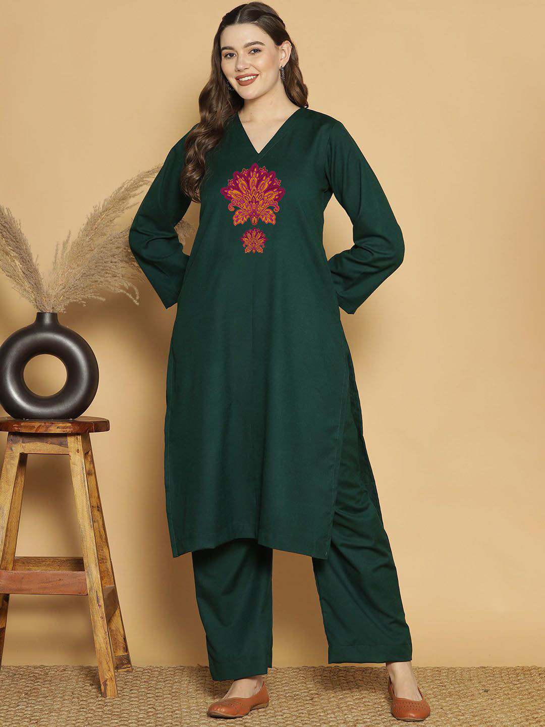 

LetsDressUp Floral Printed V Neck A Line Kurta, Green