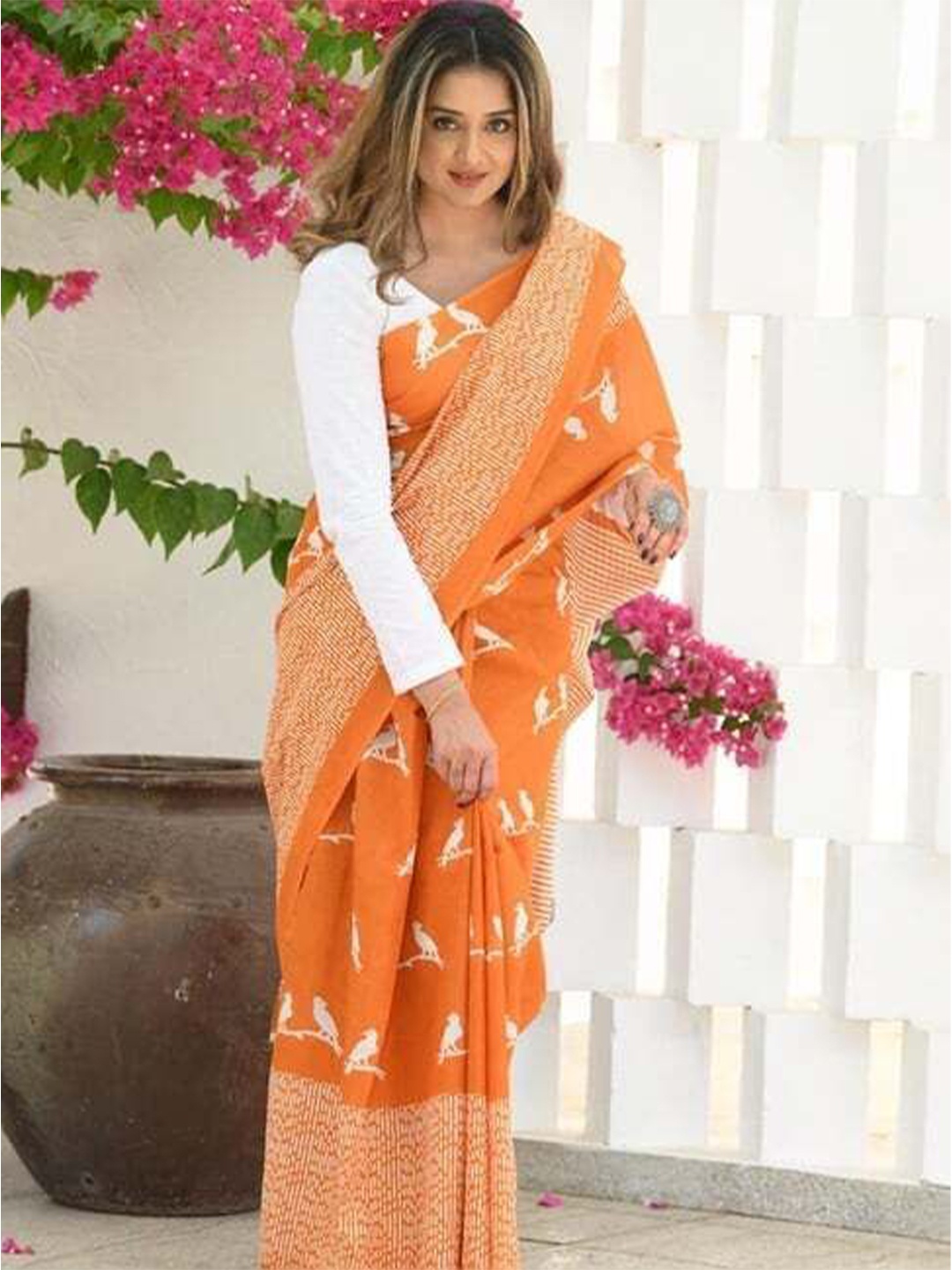 

Upalksh Abstract Printed Saree With Blouse Piece, Orange