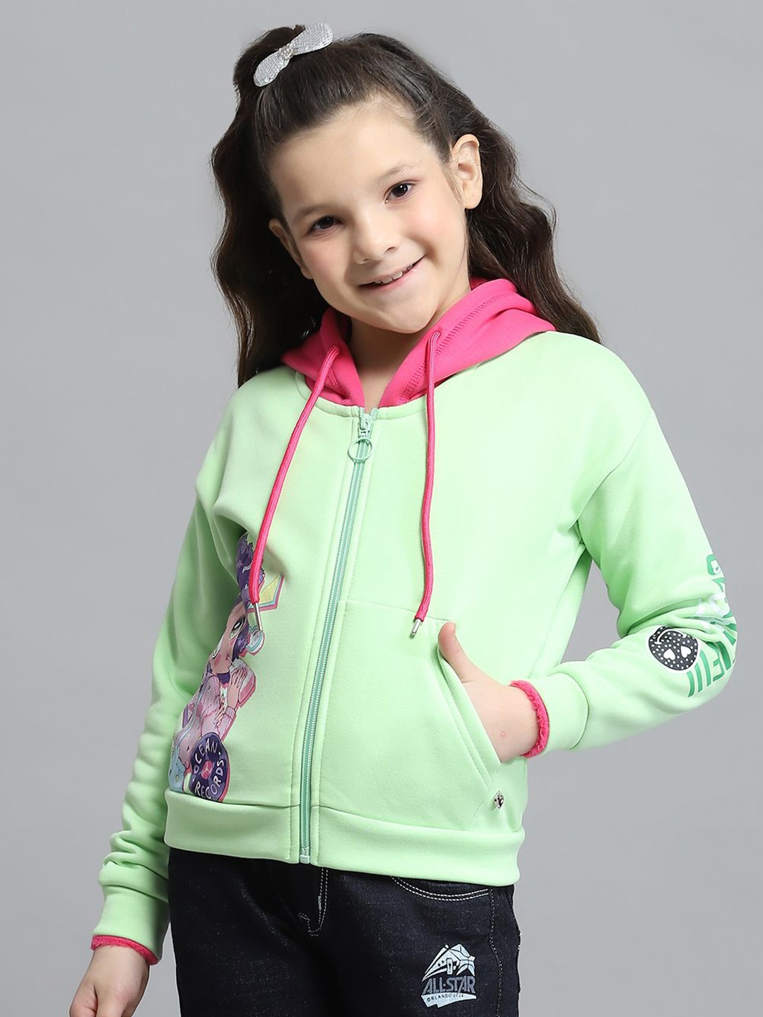 

Monte Carlo Girls Printed Hooded Sweatshirt, Green