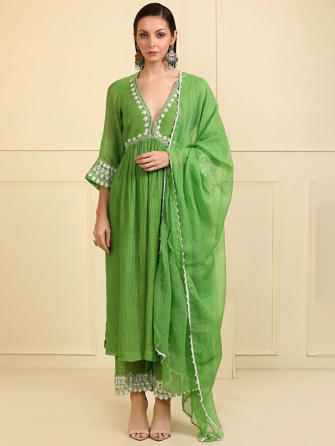 

KALINI Floral Embroidered Thread Work V-Neck Anarkali Kurta With Palazzos And Dupatta, Green