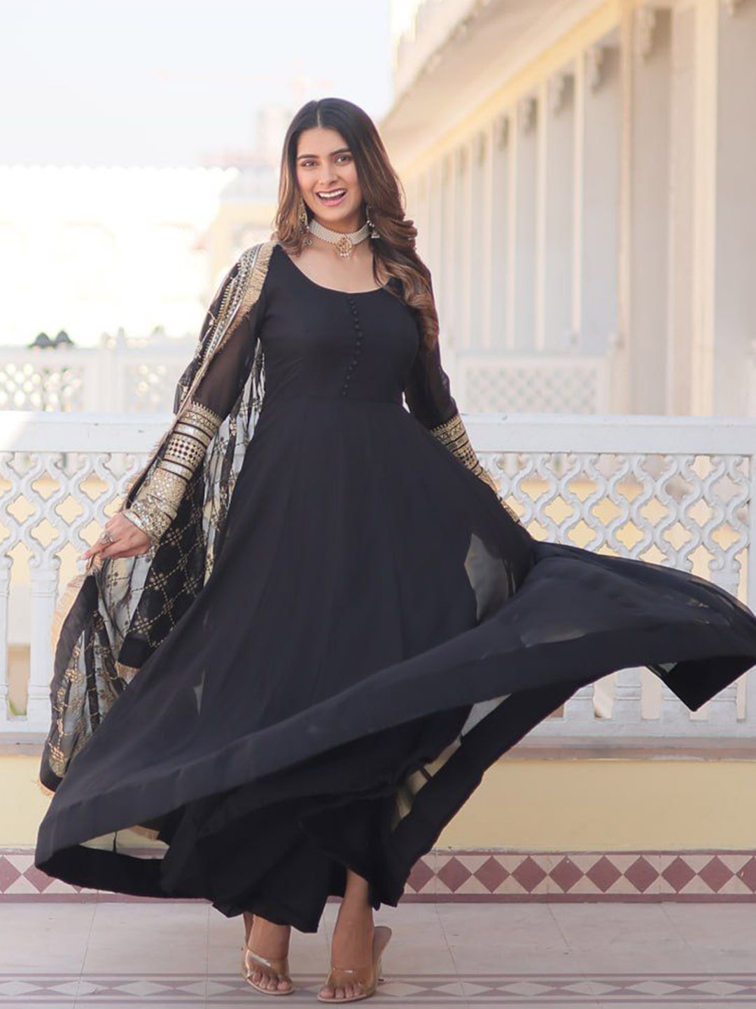 

GRISHU COLLECTION Round Neck Embroidery Georgette Anarkali Kurta With Trousers & Dupatta, Black