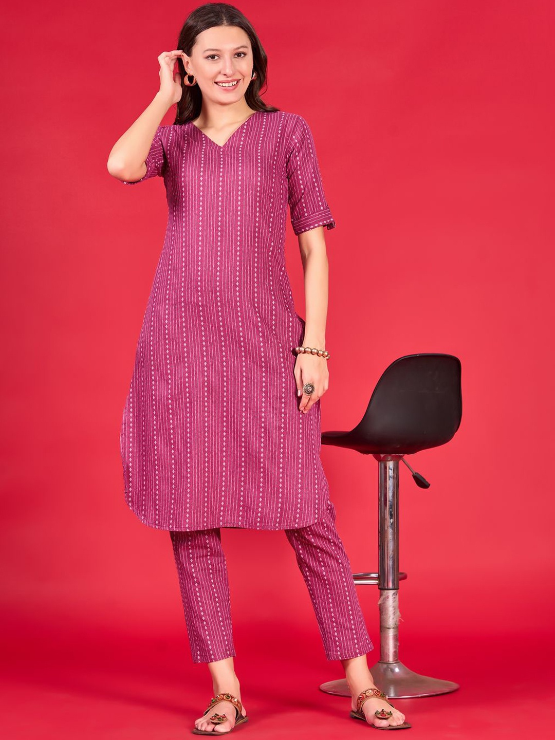 

Krimmple Woven Design Striped Pure Cotton Rolled-Up Sleeves Straight Kurta with Trousers, Pink