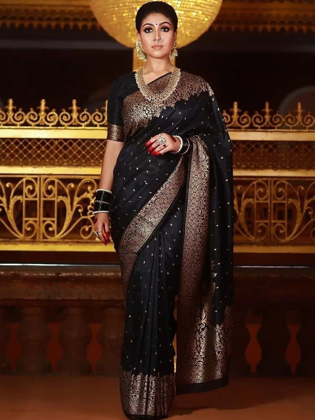 

Upalksh Woven Design Zari Pure Silk Jamdani Saree, Black