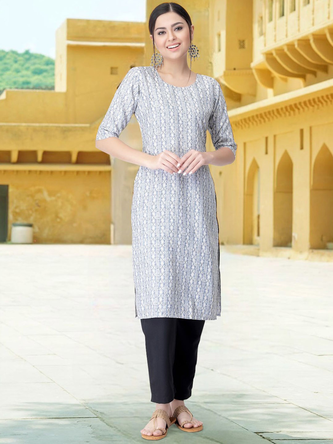 

7Threads Geometric Printed Round Neck Straight Kurta With Trousers, White